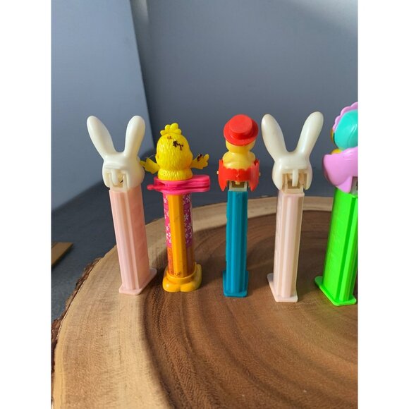 Vintage Easter PEZ Dispenser Lot with Bunny & Chick Designs - Picture 5 of 14